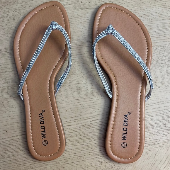 Silver strapped Flip Flops. Flat heels. Size 10 Rhinestone BLING on straps. - Picture 1 of 5